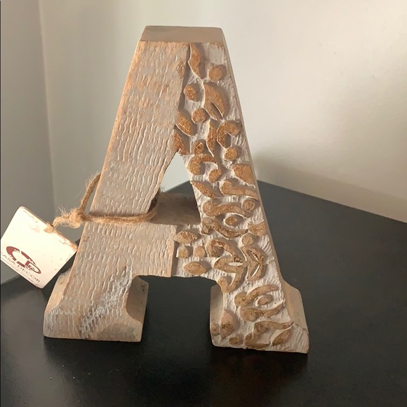 Decor - Picture 4 of 6